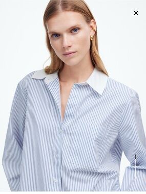Madewell Easy Y-Neck Button-Up Shirt color Hydranea size M